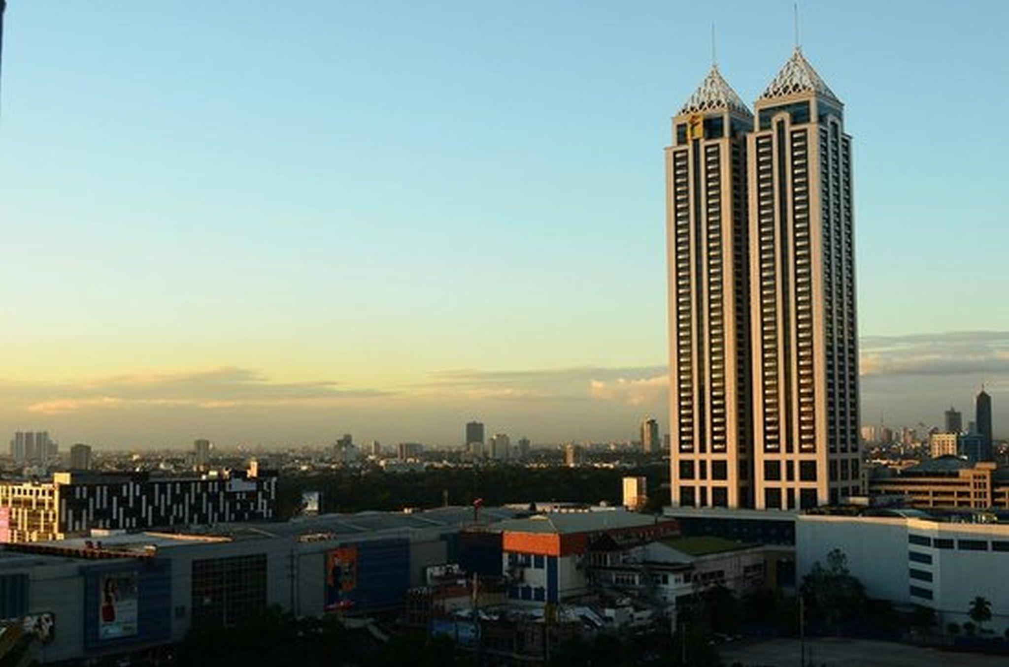Bsa Twin Towers Aparthotel Mandaluyong Luaran gambar